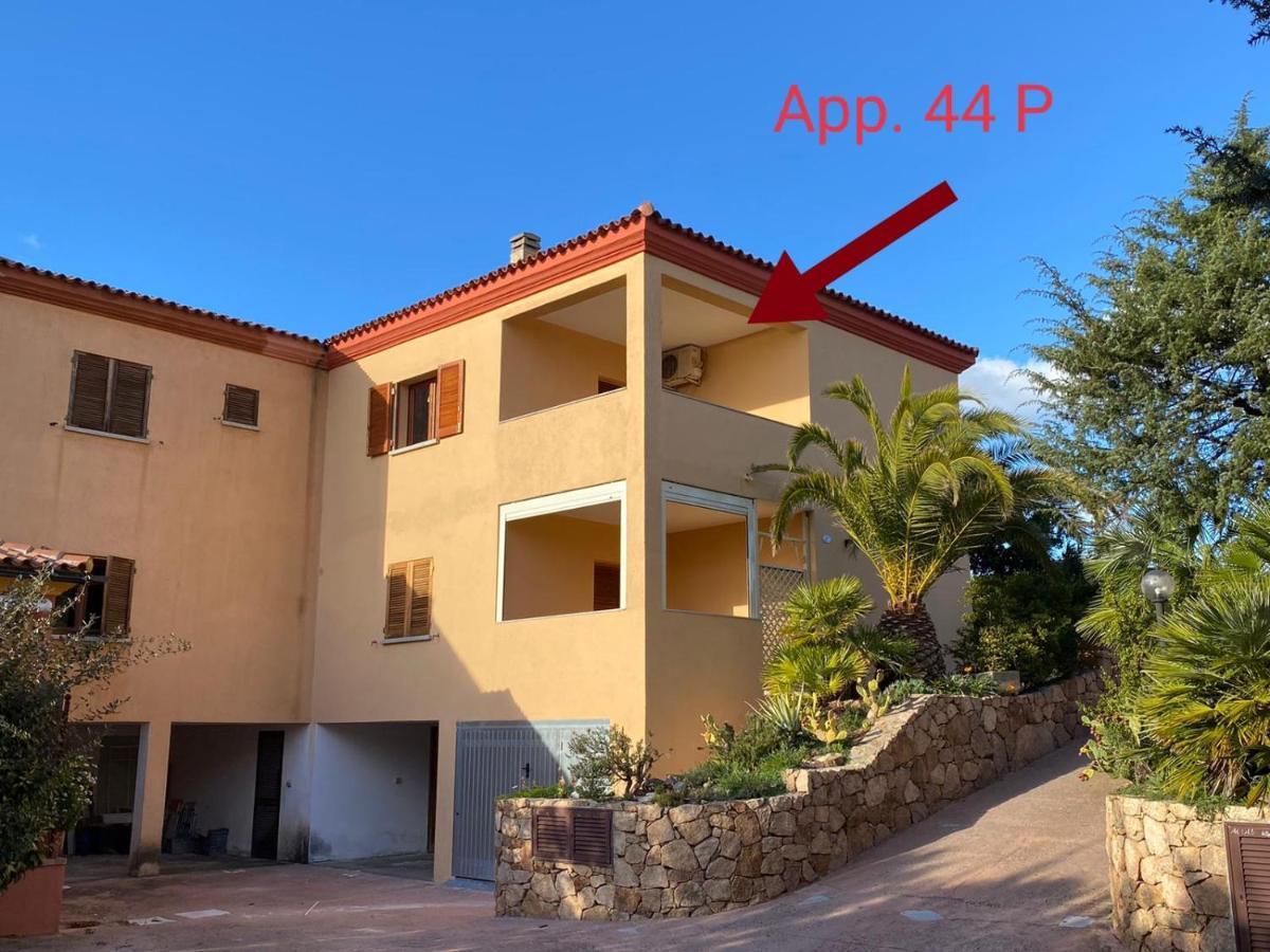 Tanca Della Torre Trilocale Vista Mare Apartment Isola Rossa Luaran gambar