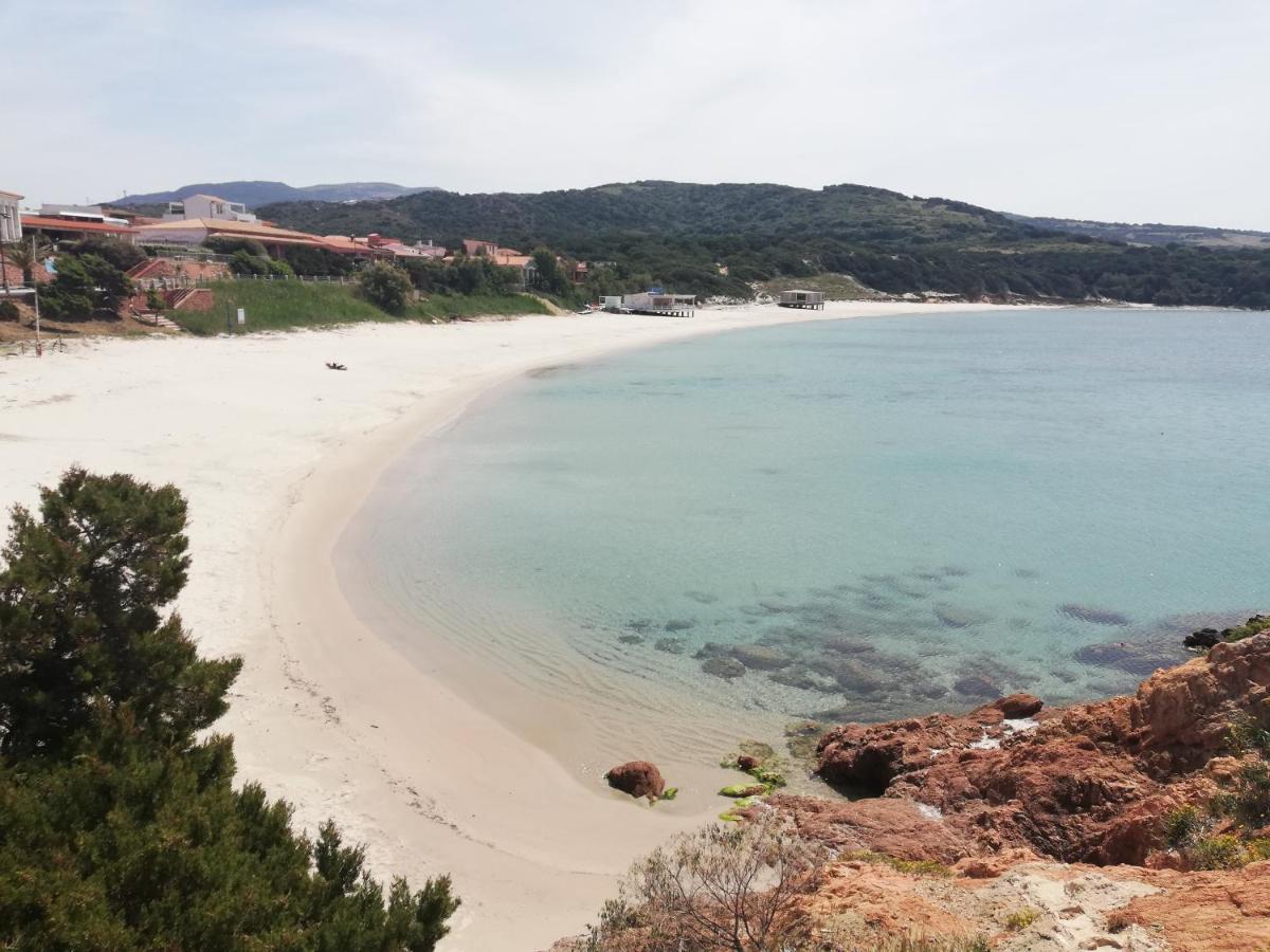 Tanca Della Torre Trilocale Vista Mare Apartment Isola Rossa Luaran gambar
